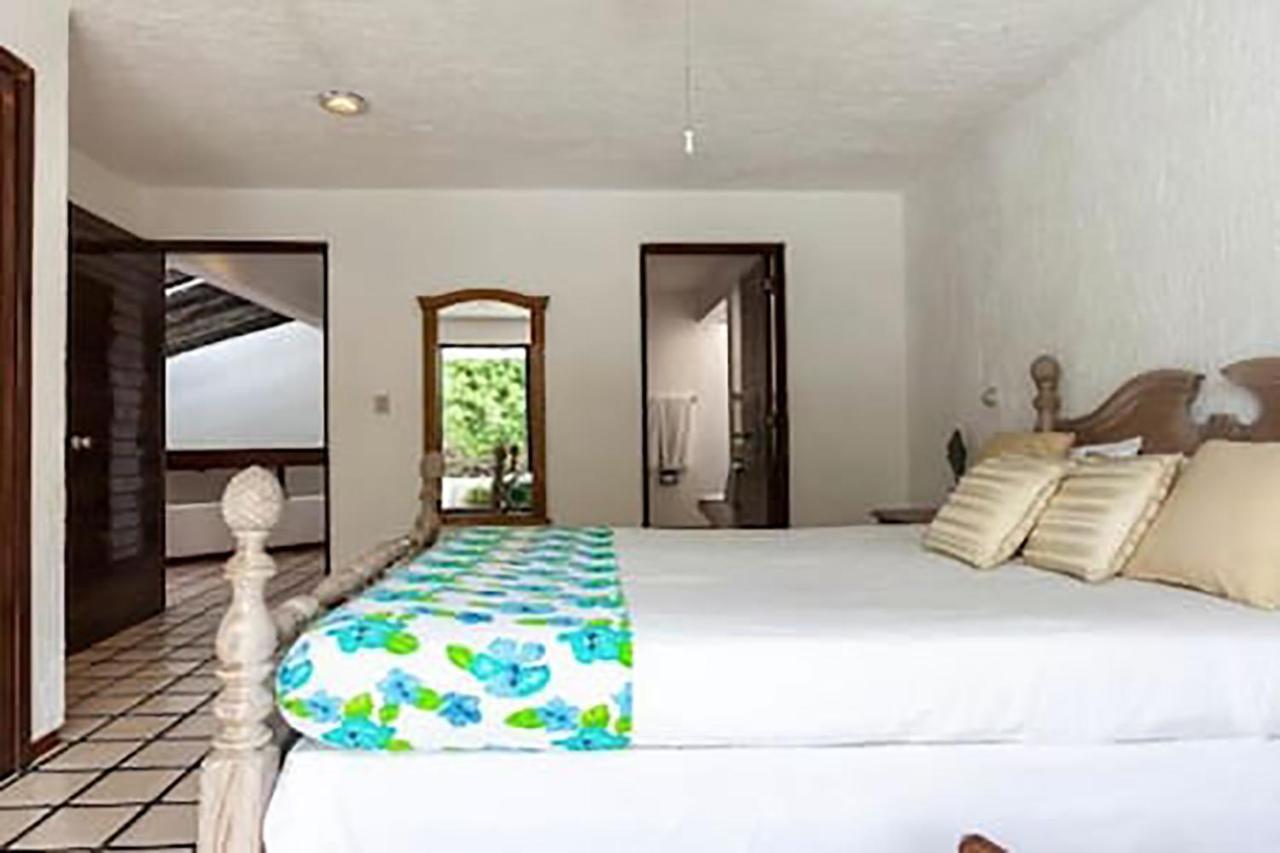 Allure Access To The Villa