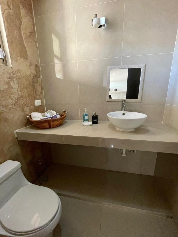 Casa Con Amplios Espacios