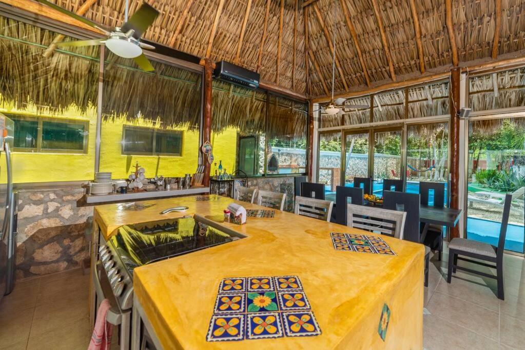 La Palapa - Beautiful Pool Sleeps Up To 8