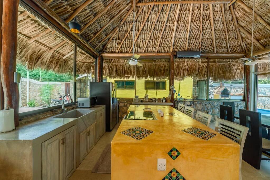 La Palapa - Beautiful Pool Sleeps Up To 8