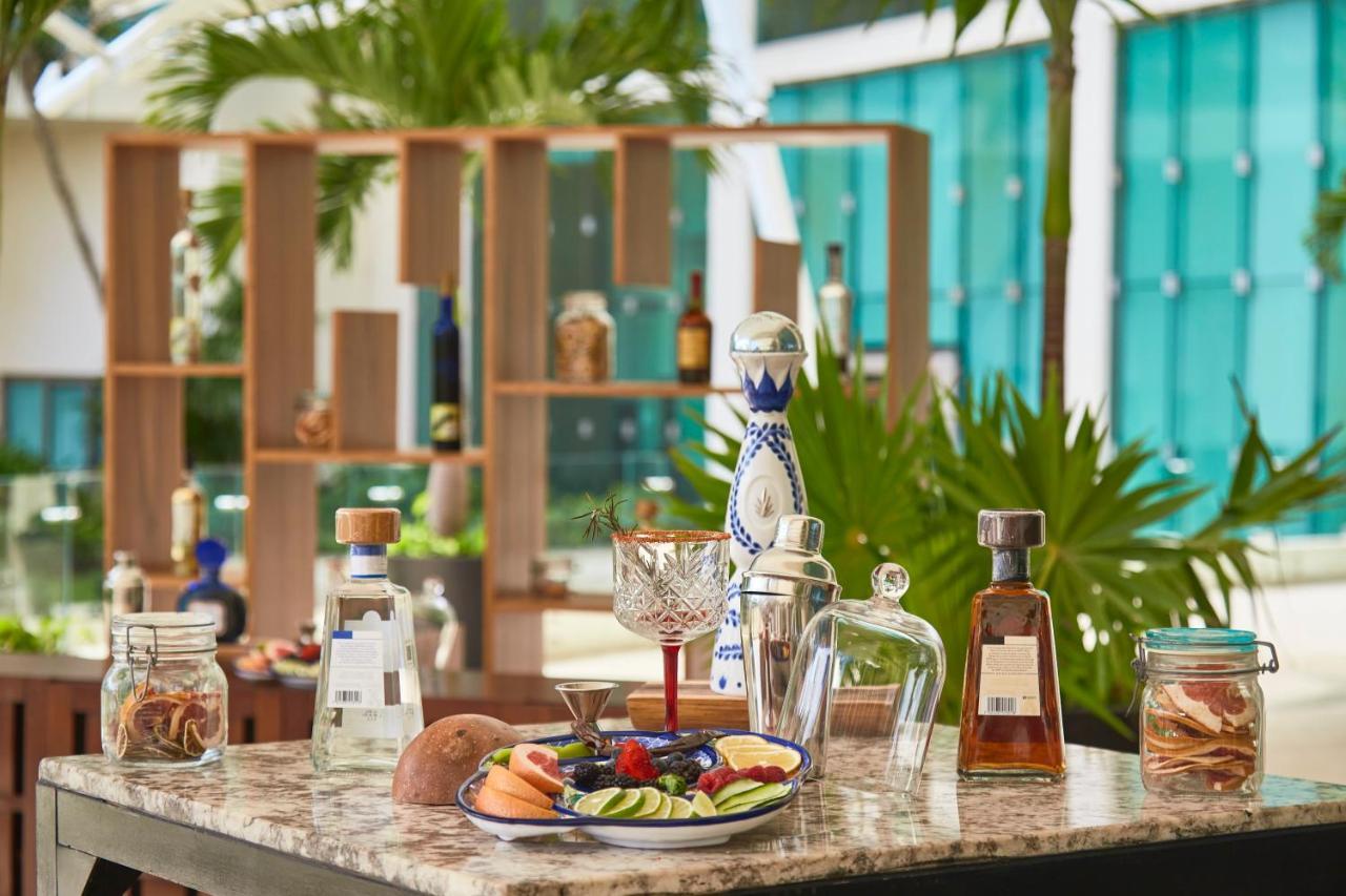 Resort Live Aqua - Adults Only -