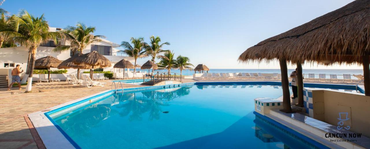 Brisas Beachfront Penthouses 4*