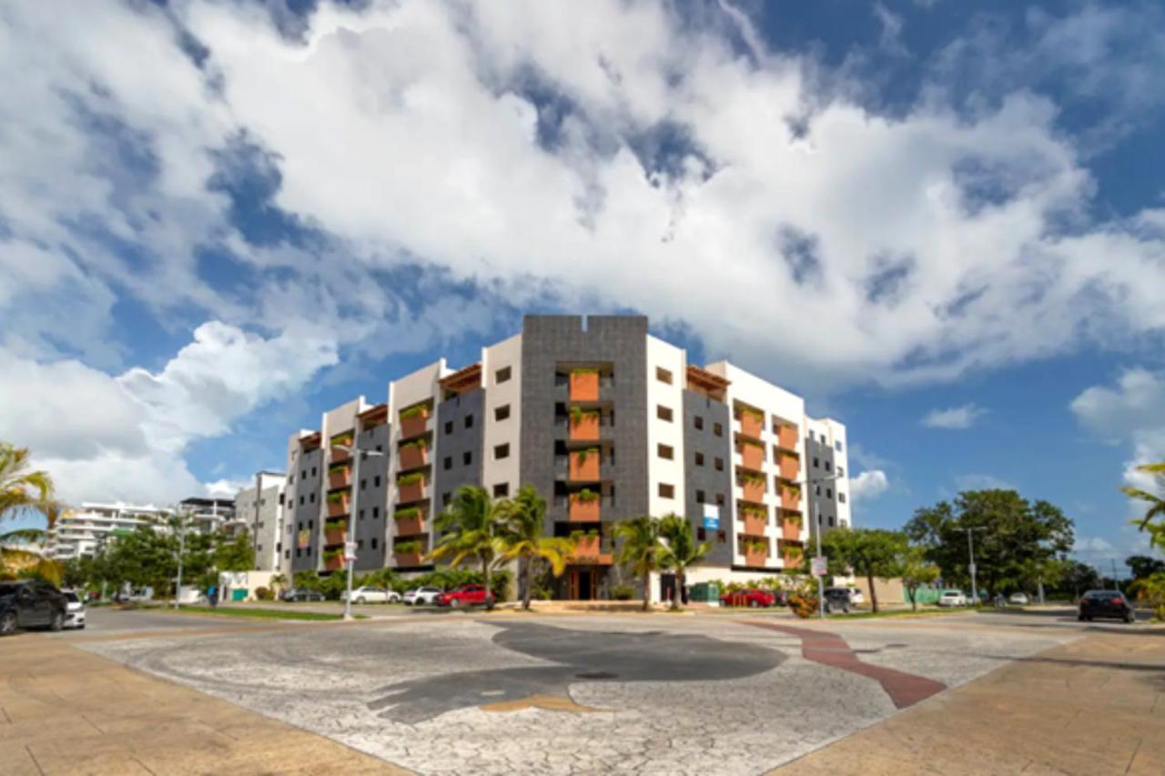 Vacacional Con Piscina En *