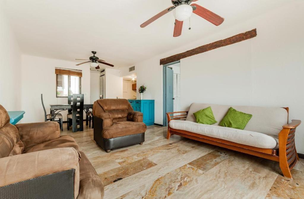Amazing Location & Great Price *