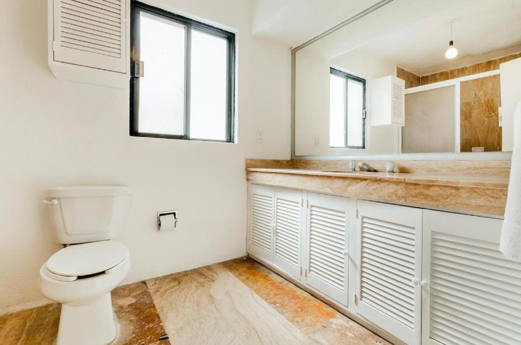 Amazing Location & Great Price