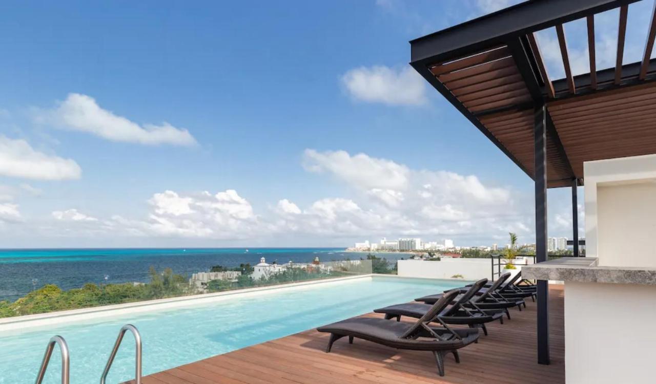 Elegant Well Located In The Zone Of * Cancún