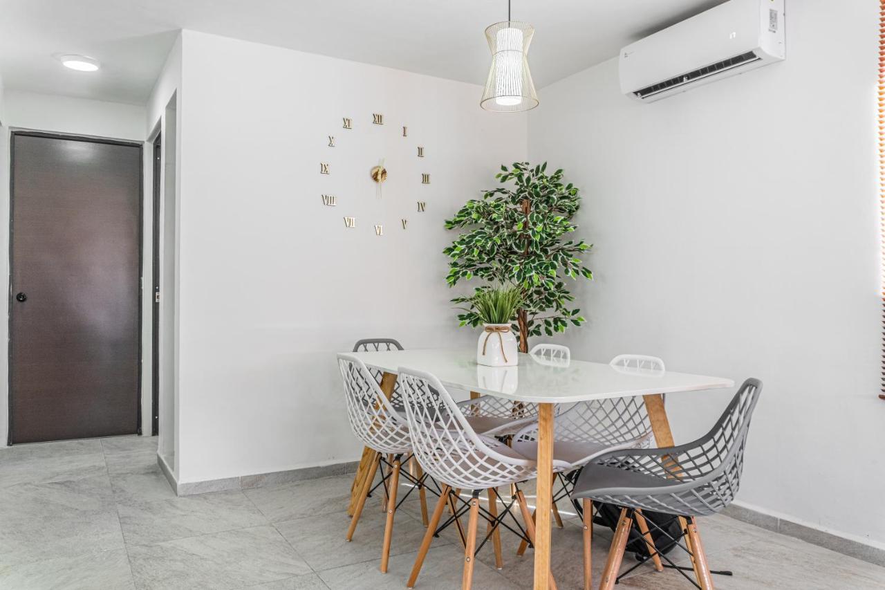 Apartamento Pako - Luxurious & Spacious 2 Bedroom Close To The Beach, Free Wi-fi, Ideal Location In Downtown Centro *