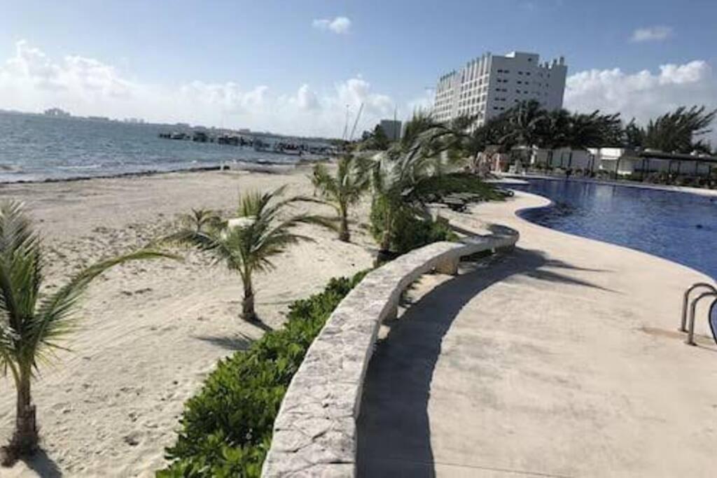 Apartamento Hermoso De 2 Frente Al Caribe