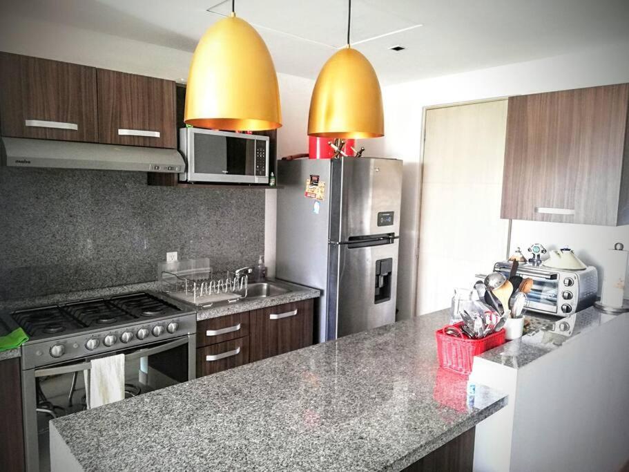 Beautiful 2b 2br Ocean/lagoon View Pool Gym Apartamento *
