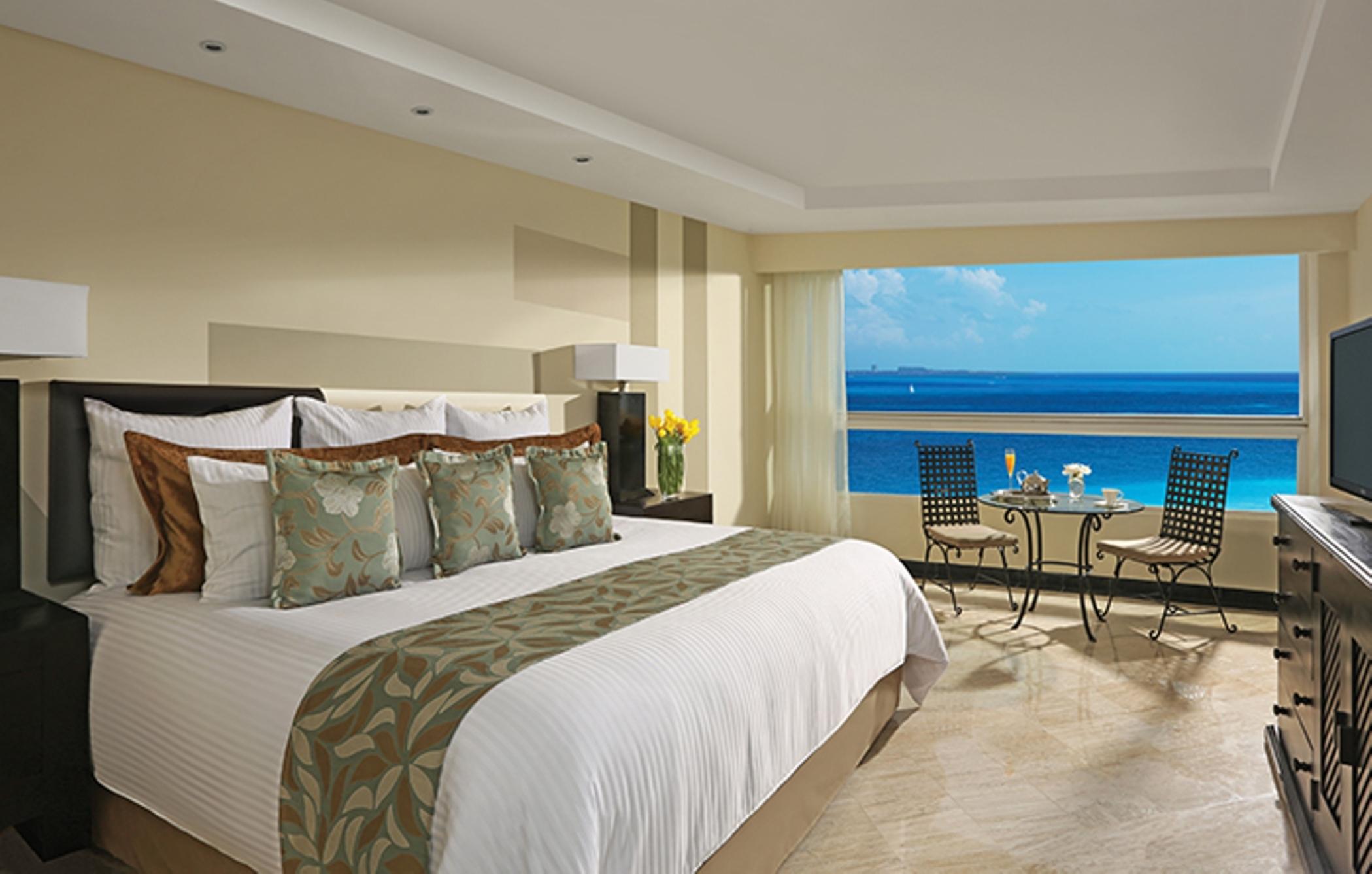 Dreams Sands & (adults Only) Resort