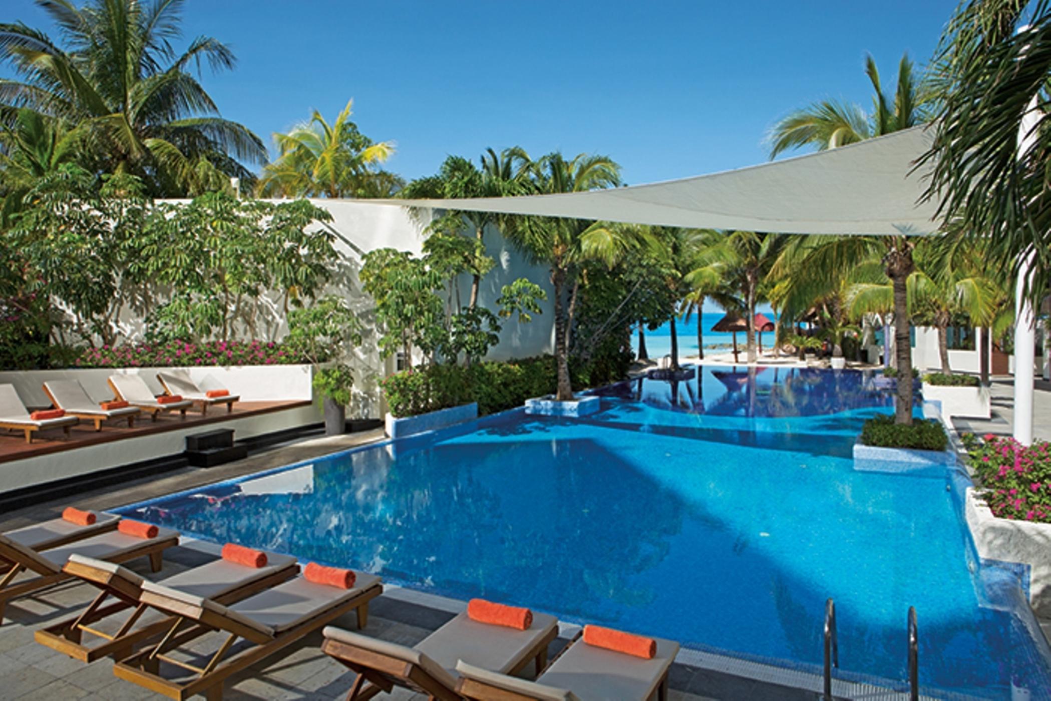 Resort Dreams Sands & (adults Only)