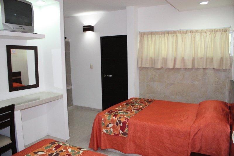 Hotel Colonial Cancún