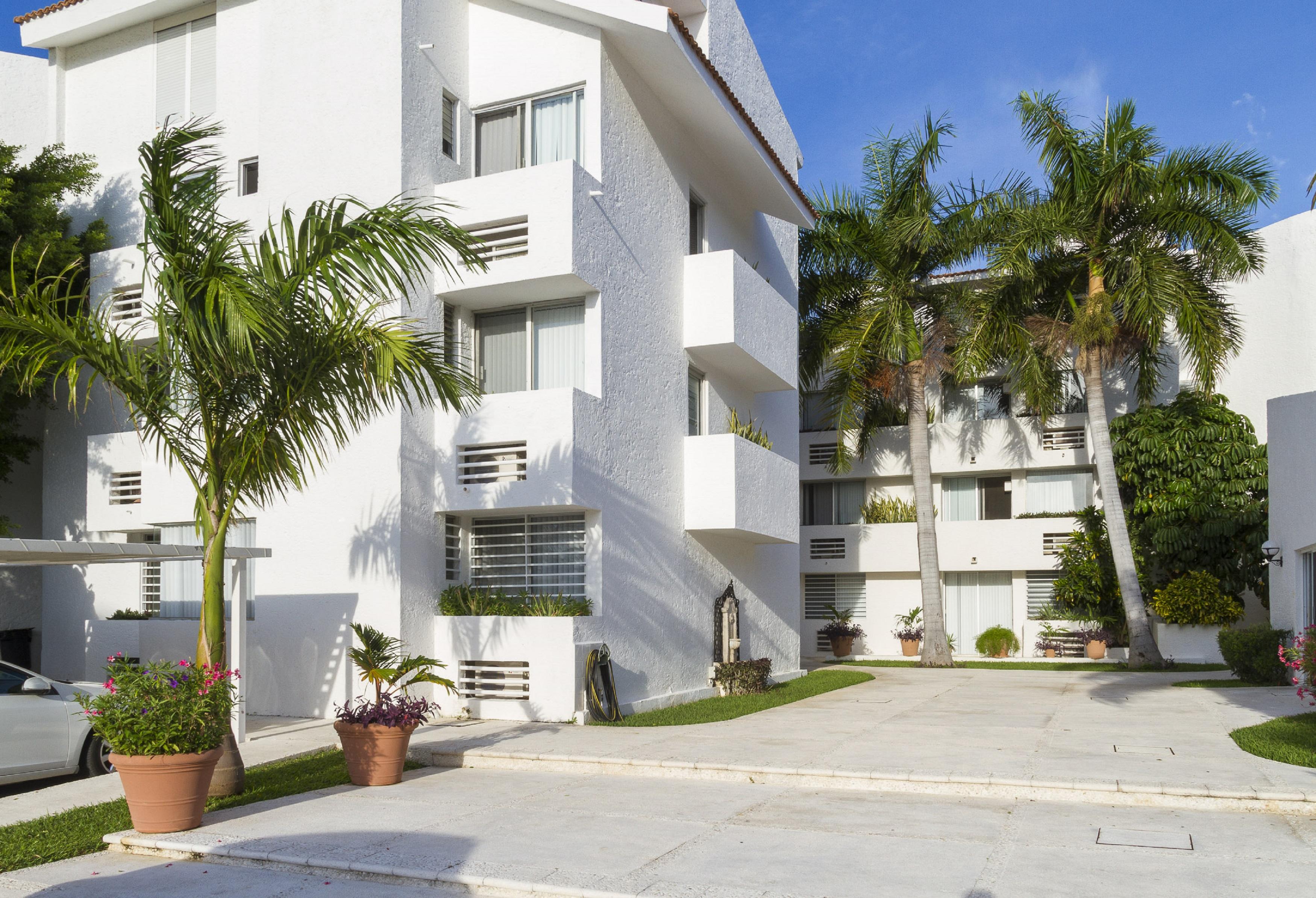 Aparthotel Gaviotas & 3*