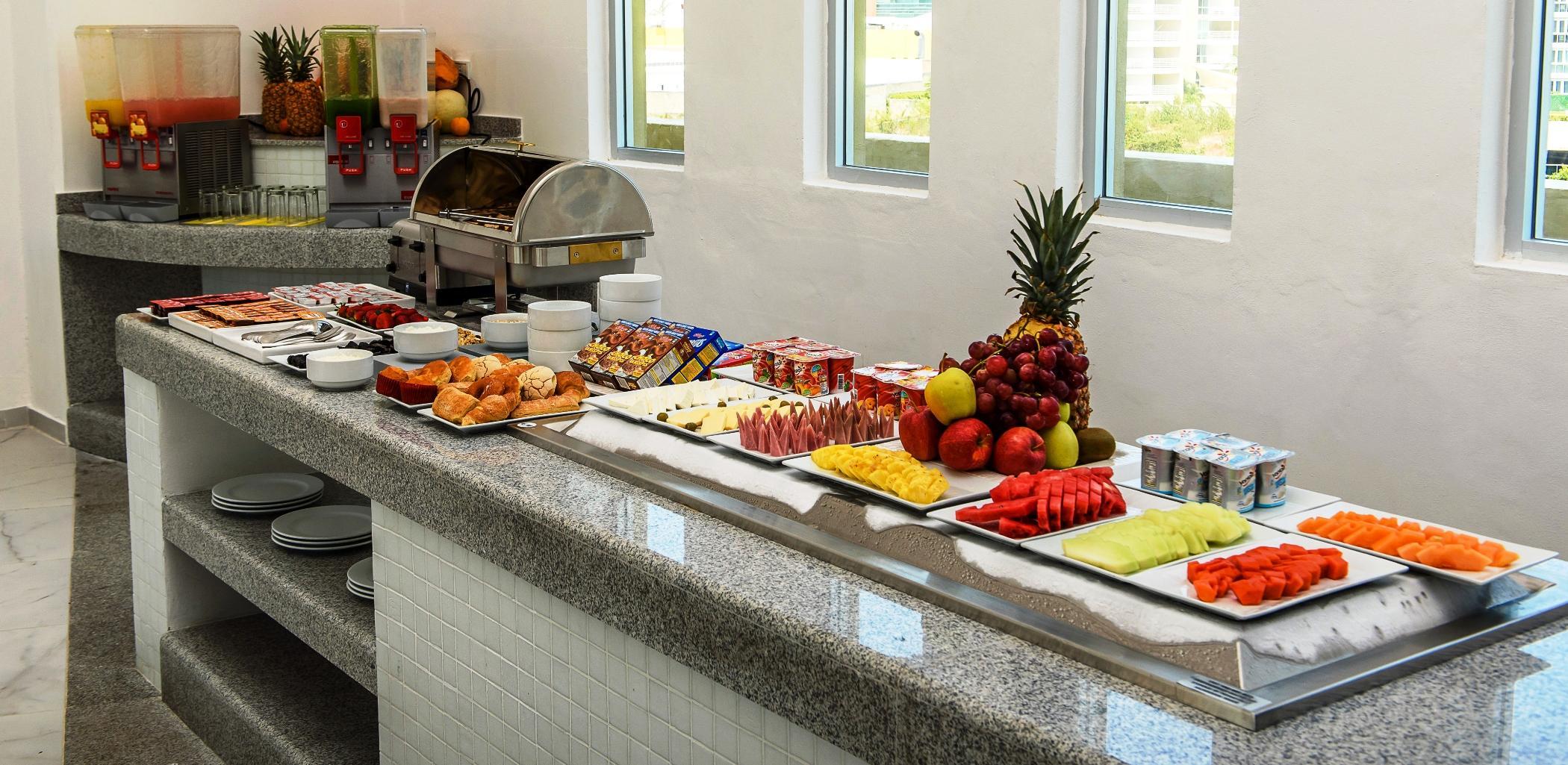 Krystal Urban Centro Hotel Cancún