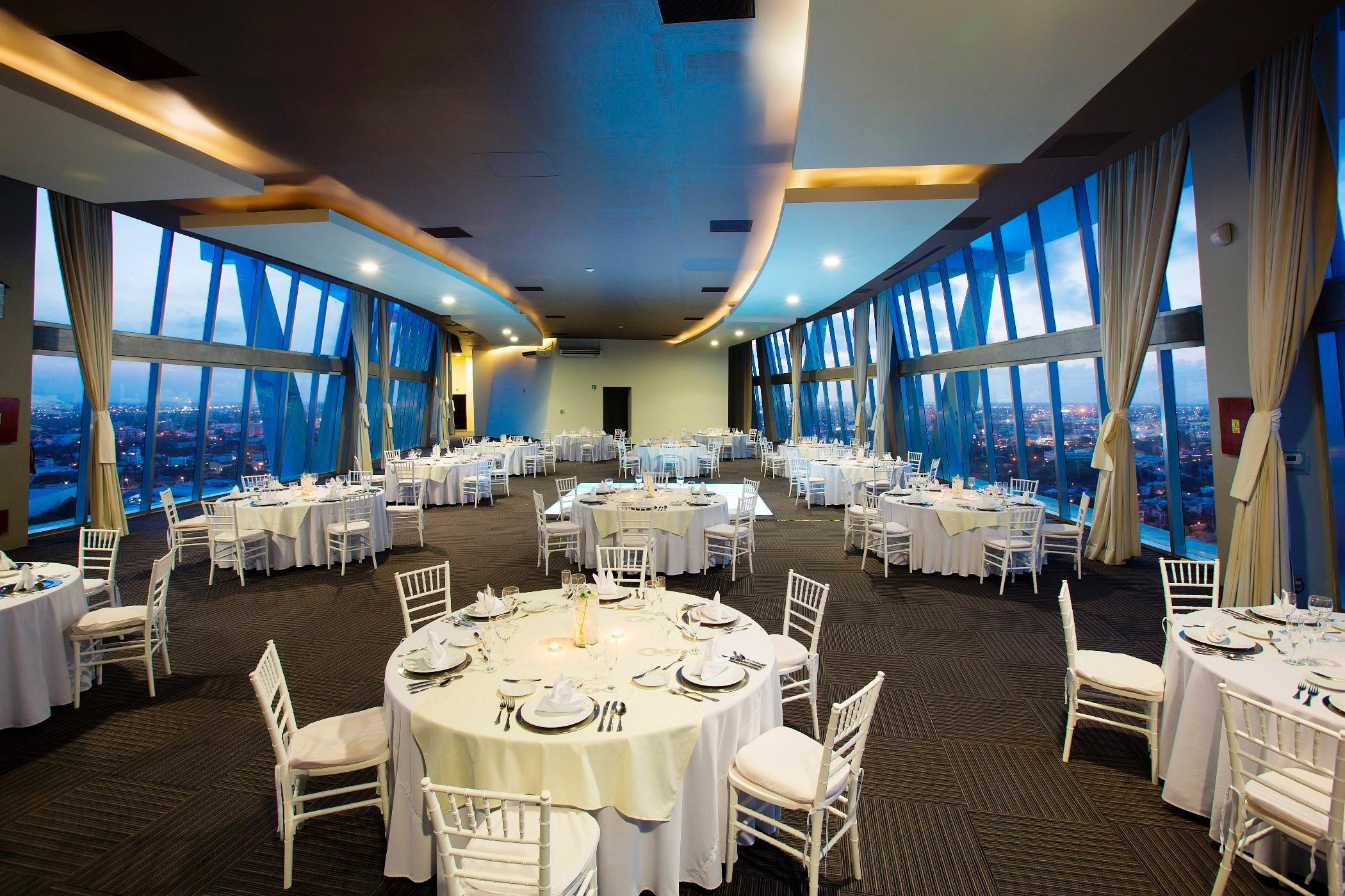 Krystal Urban Centro 4*
