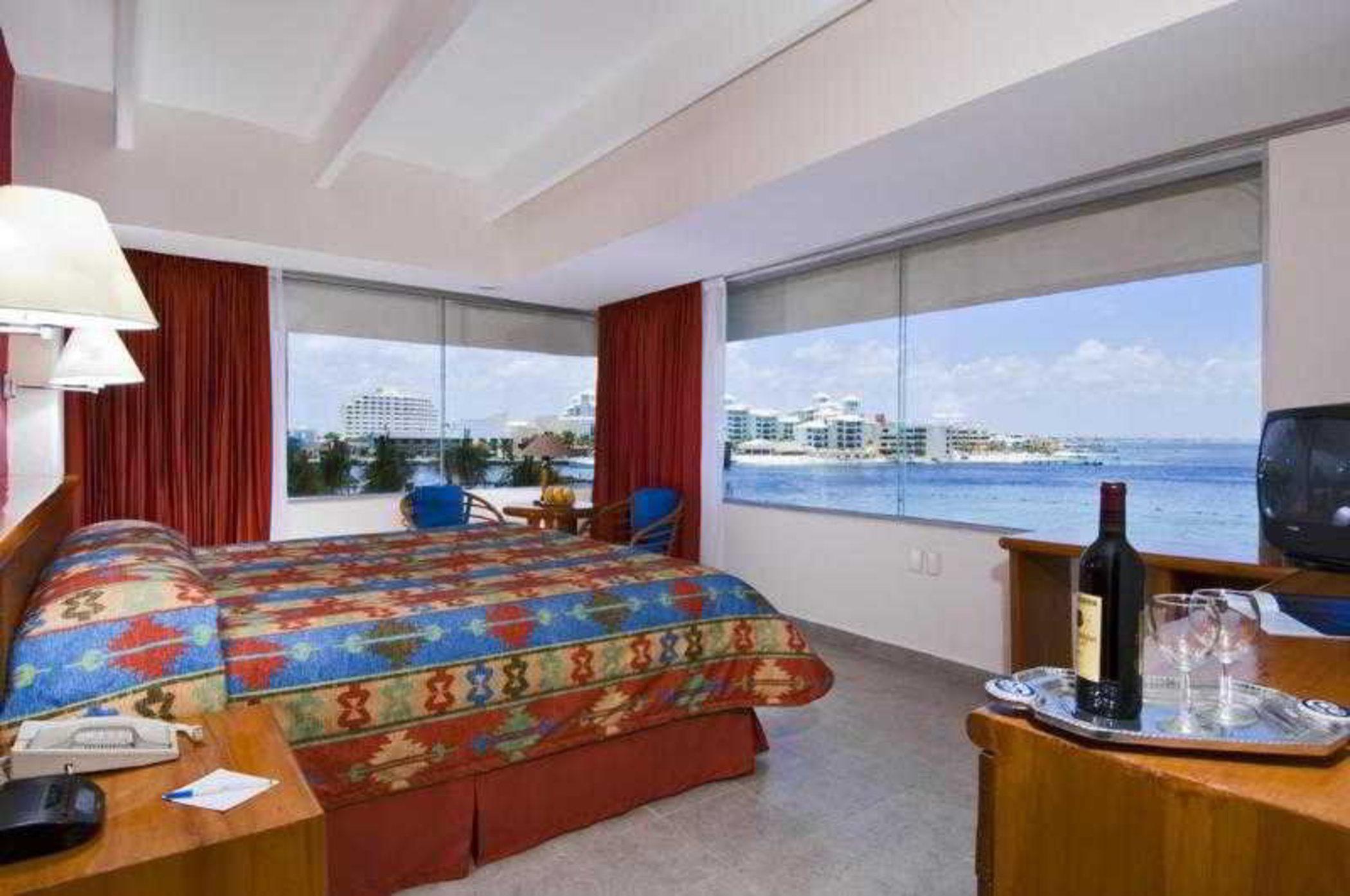 Oasis Palm 4* Cancún