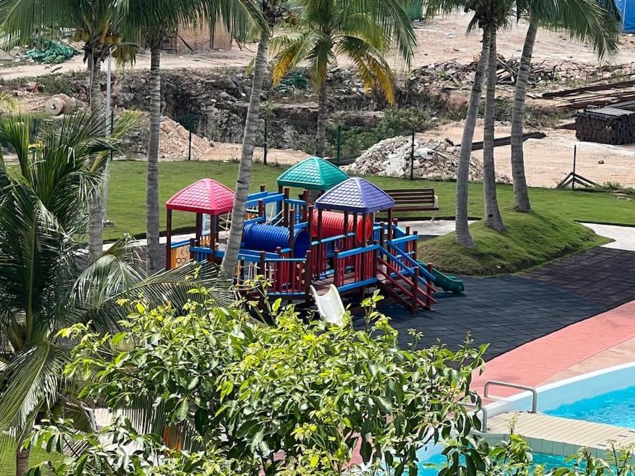лагуна. прохладная. с бассейном, 15 мин от моря Apartamento Cancún