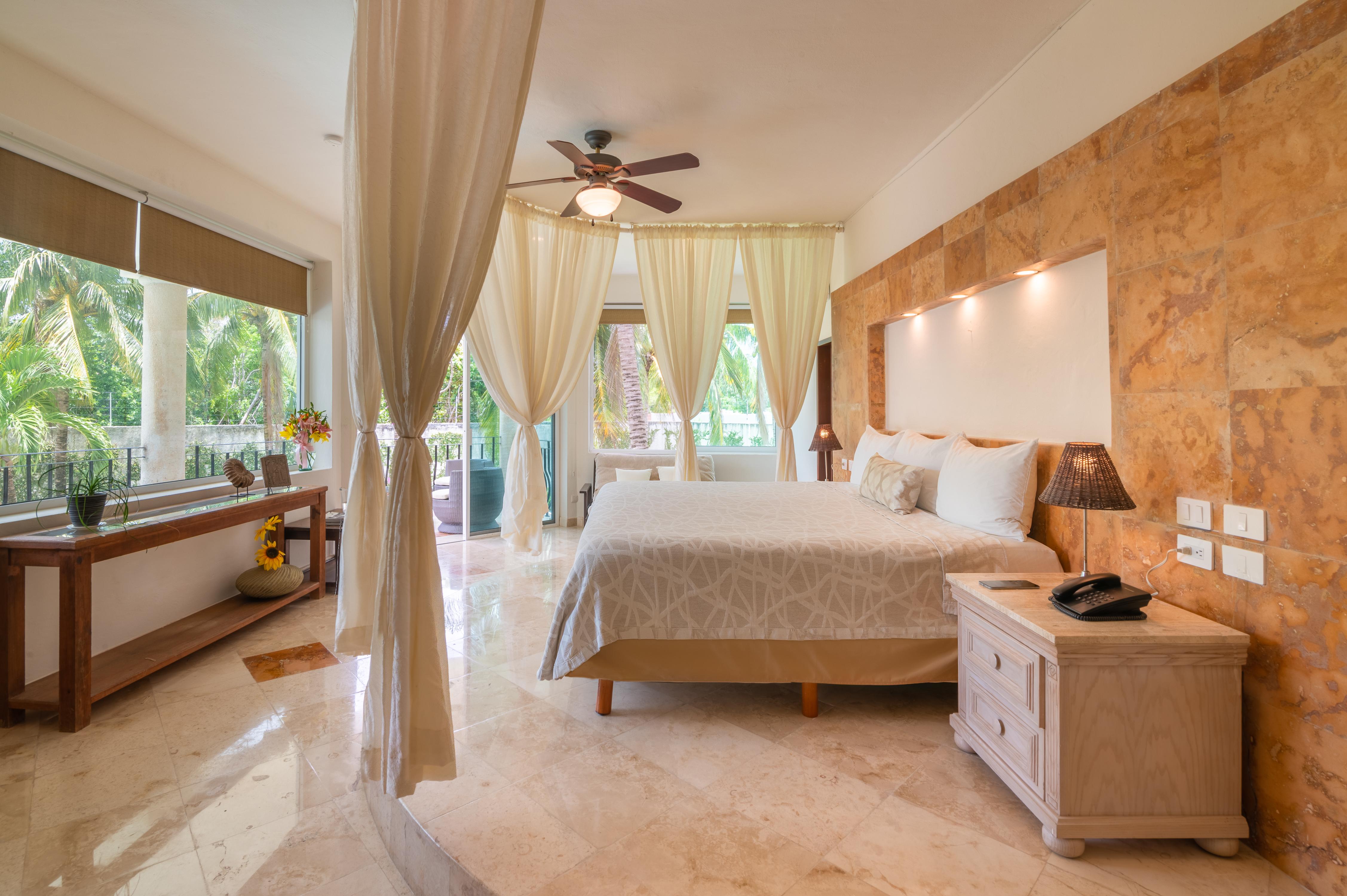 Palmeras Hotel