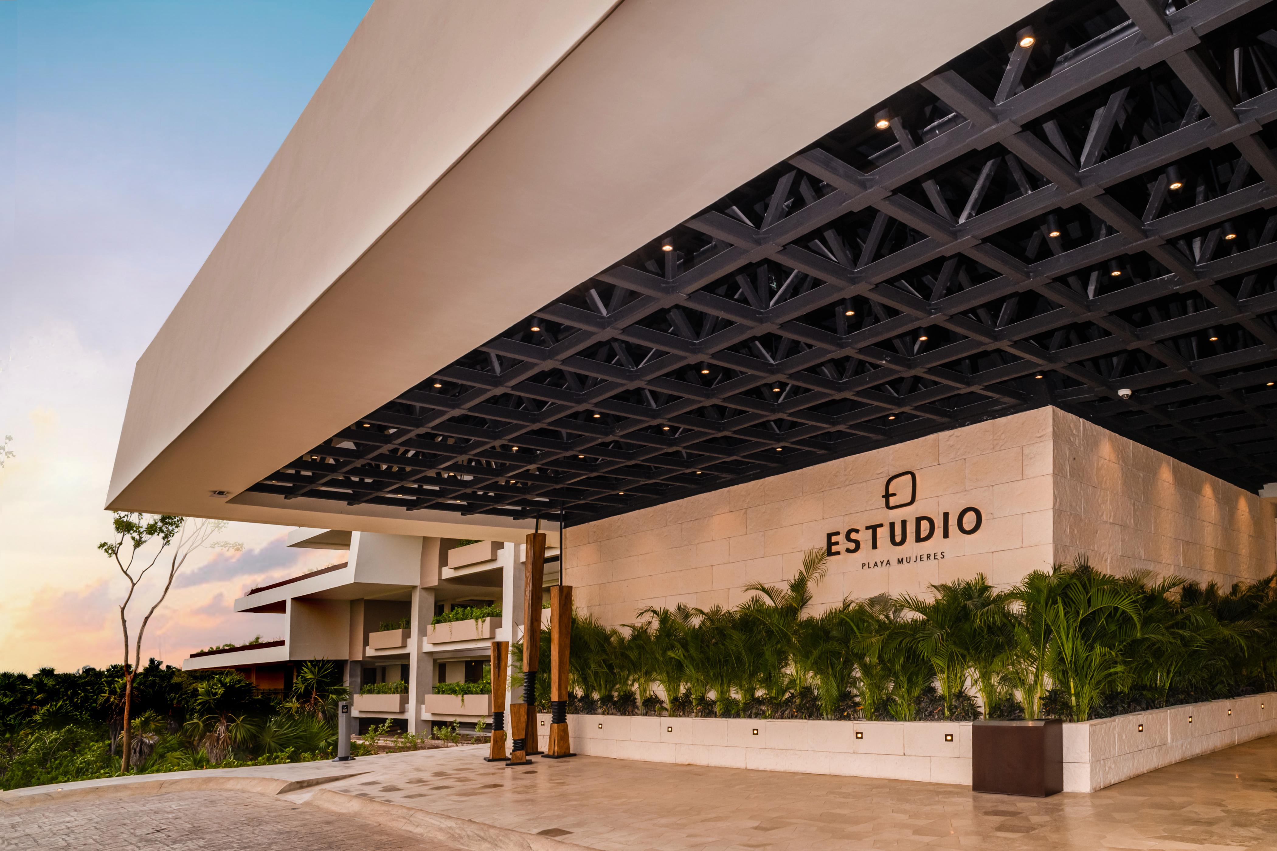 Resort Estudio Playa Mujeres - Family Experience Cancún