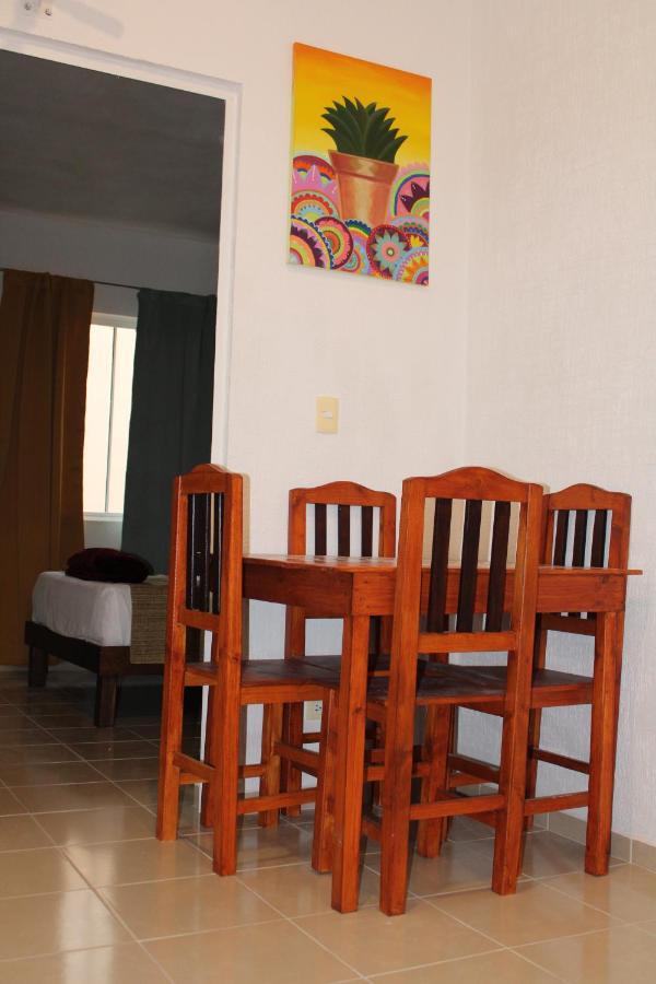 Relajante Y Acogedor Con Alberca En Apartamento