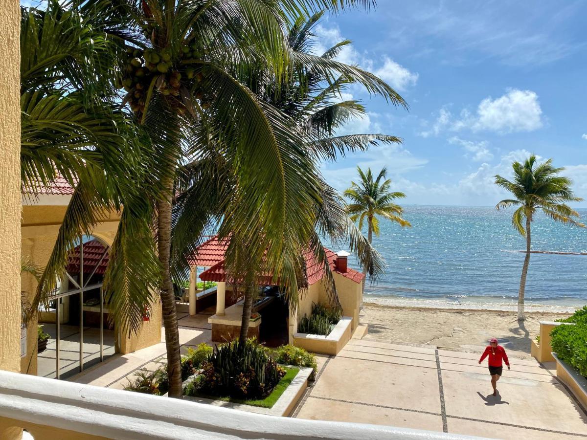 Tropical Apartment Cancun