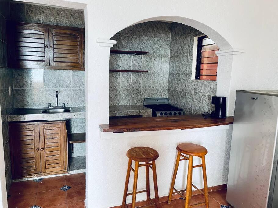 Punta Me With Ocean View & Beach Front Apartment