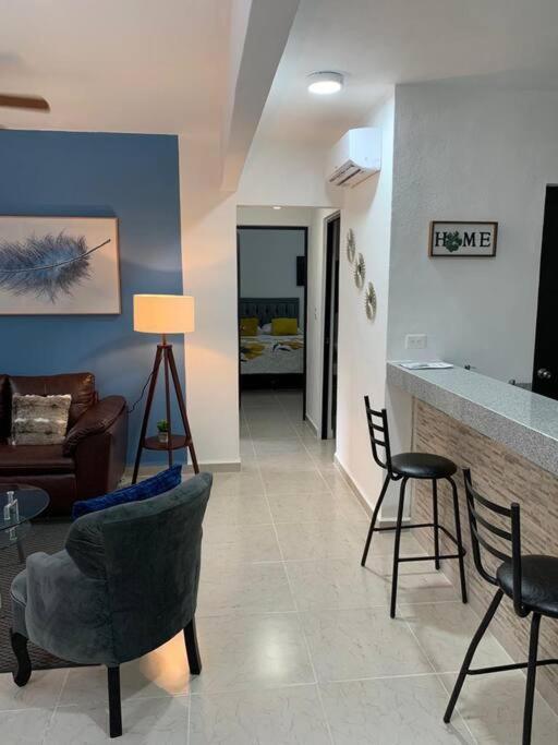 Hermoso Piscina, Céntrico, área Libre. Apartamento *
