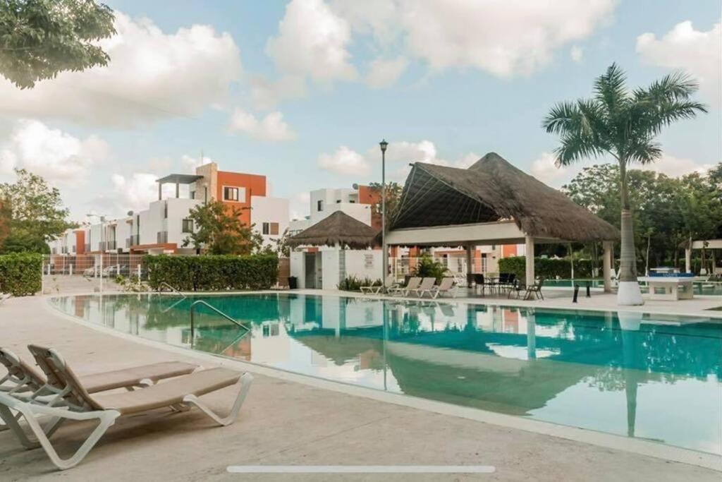 Hermoso Piscina, Céntrico, área Libre. * Cancún