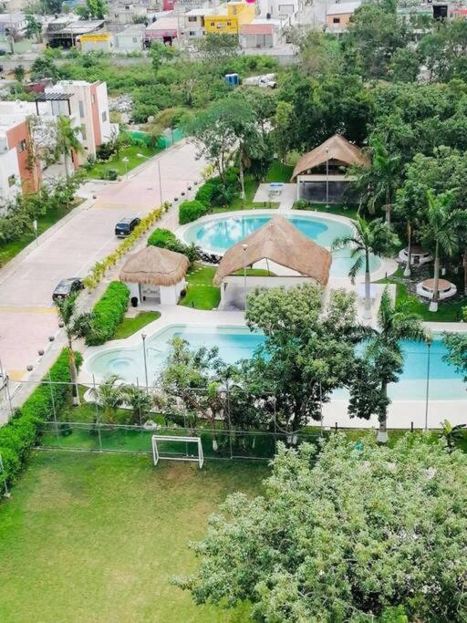 Hermoso Piscina, Céntrico, área Libre.