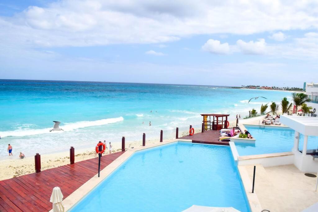 Lovely At The Beach, Stunning Ocean View #1209 Apartment