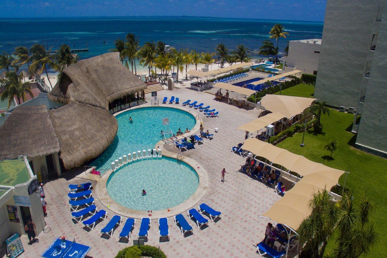 Aquamarina Resort Cancún