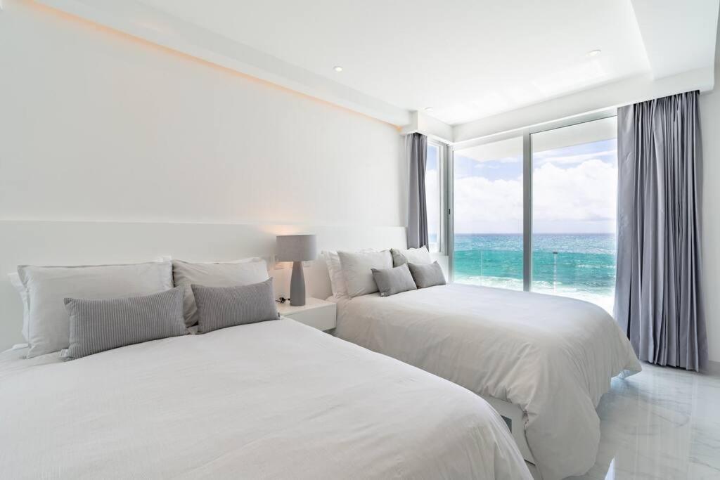 Exclusive On The Beach, Minimalist, Gym, Pool, Jacuzzi, Balcony Cancun