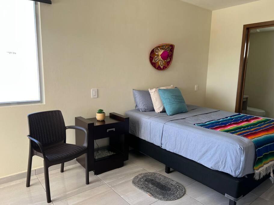 2 Bedroom Condo, Pool, Great Wifi & Tvs Cancún
