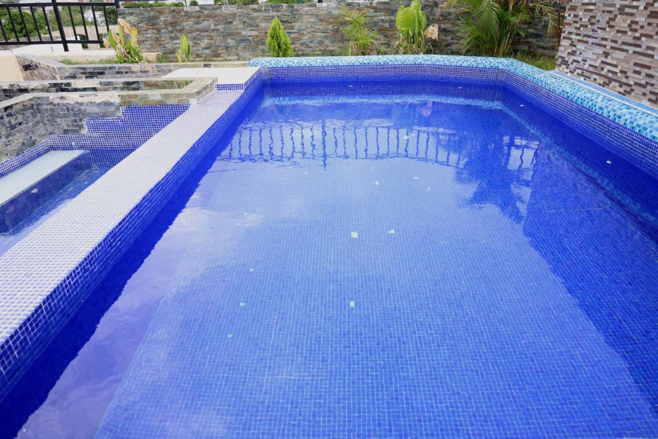 La Roca By R&t Hotel