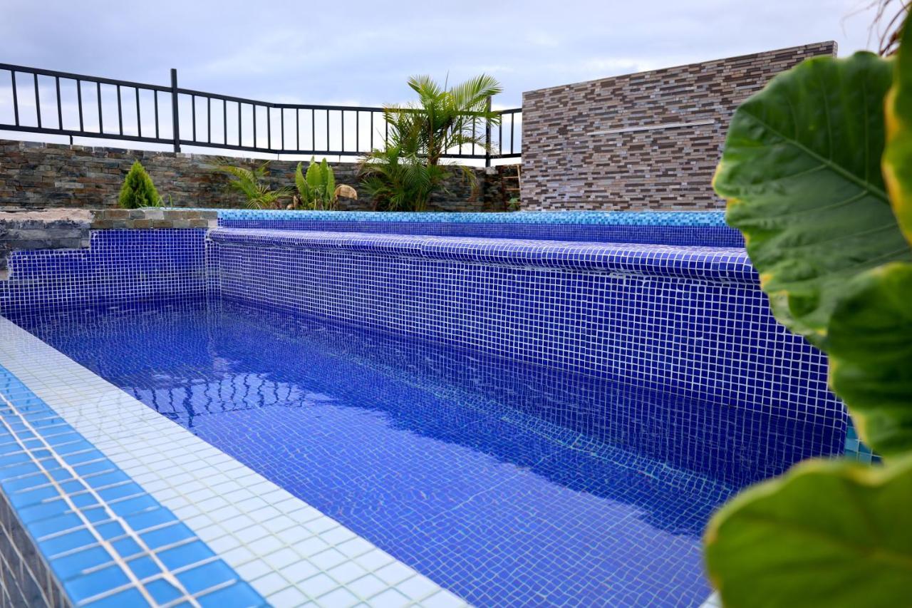 Hotel La Roca By R&t Cancún