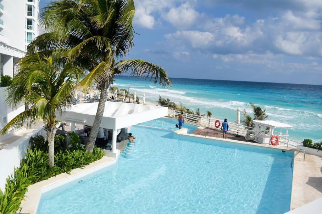 Apartamento Hermoso Estudio Frente Al Mar 02, Nuevo *