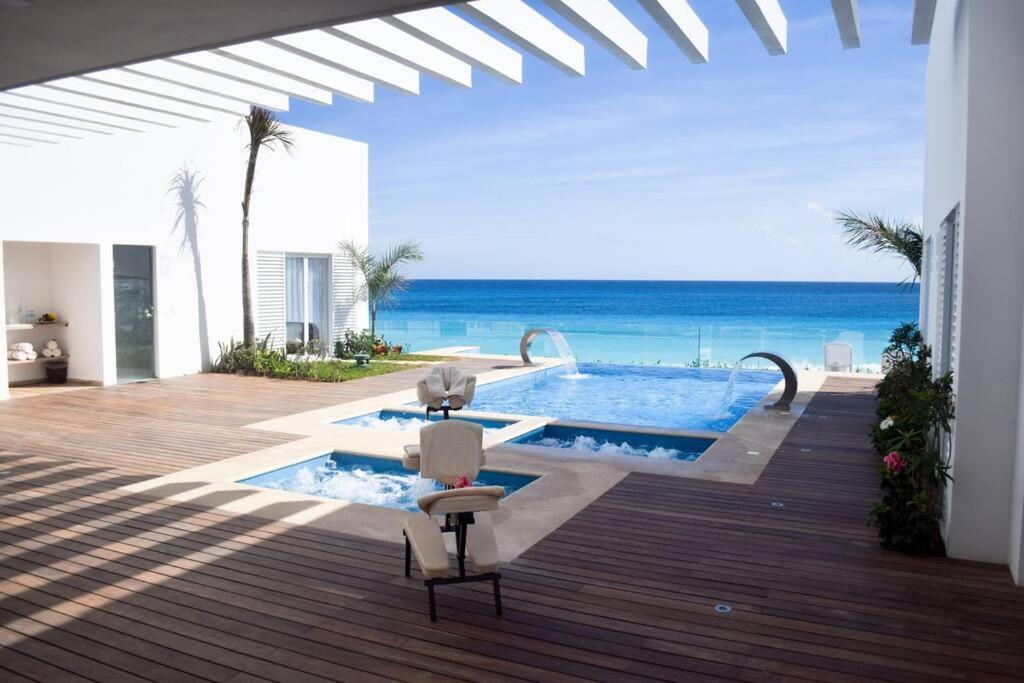Hermoso Estudio Frente Al Mar 02, Nuevo Cancún