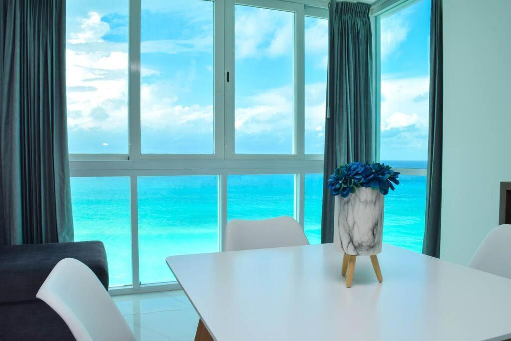 Apartamento Hermoso Estudio Frente Al Mar 02, Nuevo *