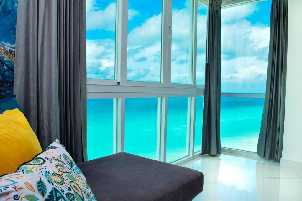 Apartamento Hermoso Estudio Frente Al Mar 02, Nuevo *