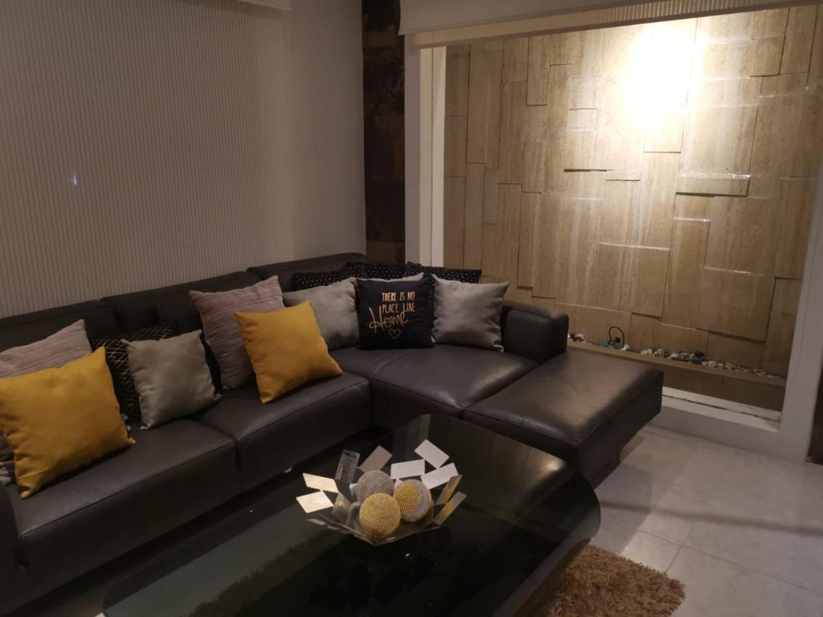 Cozy With Private Pool *