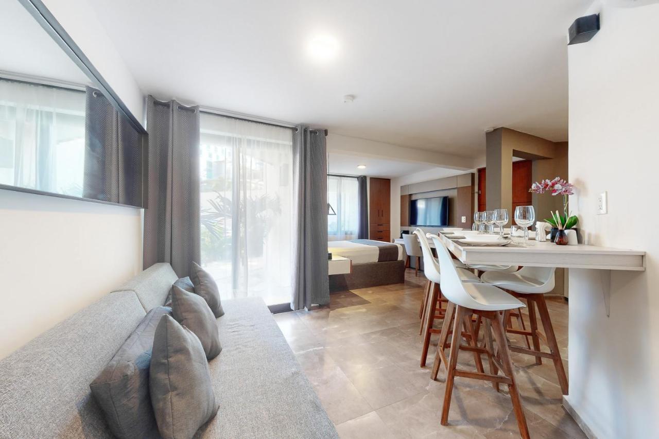Apartahotel Seven Boutique #1 *