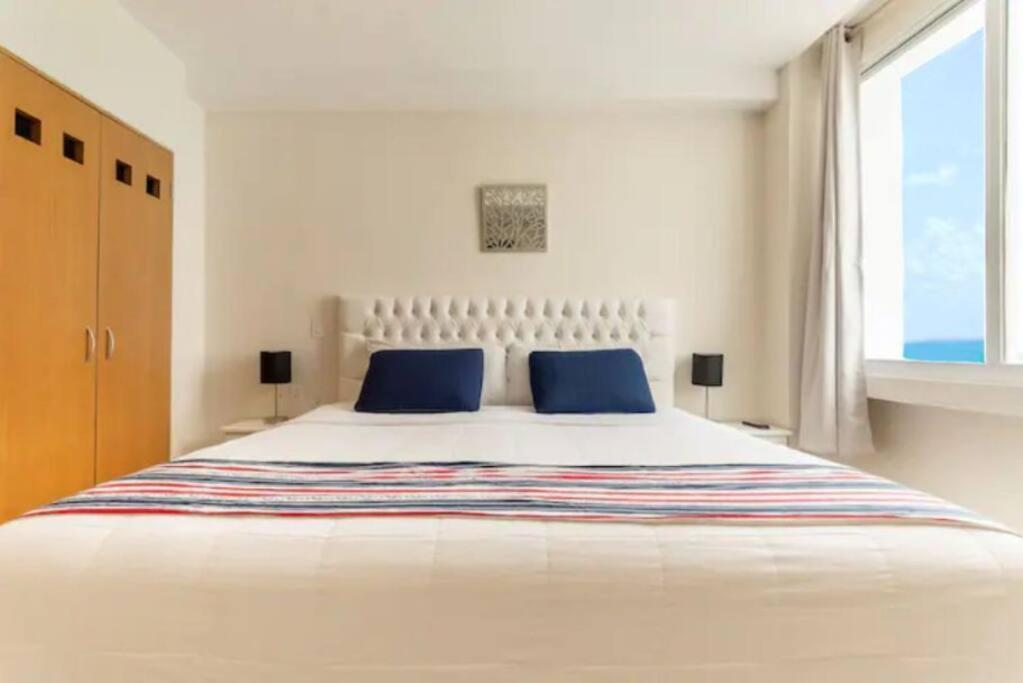 Apartamento Ocean Front 2c, New Listing