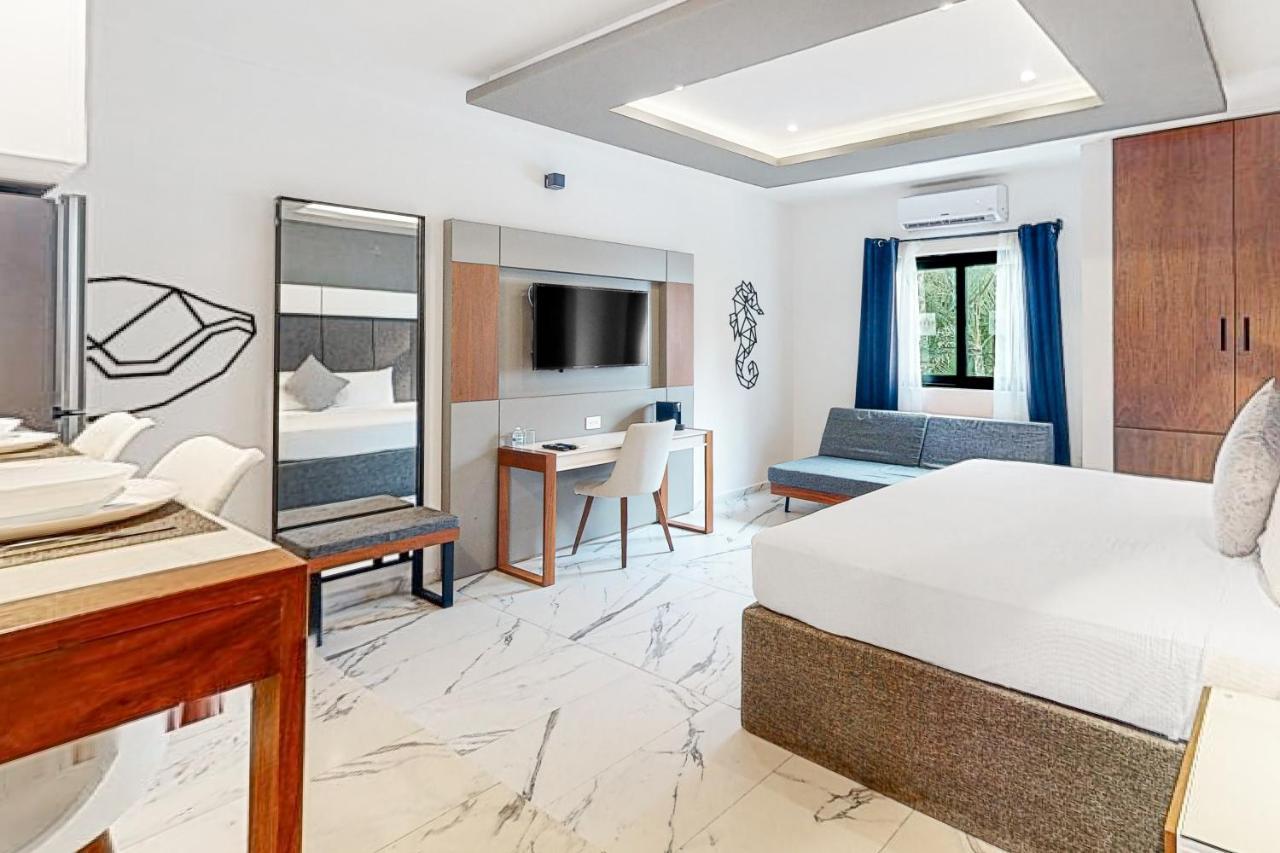 Seven Boutique Unit #36 * Cancún