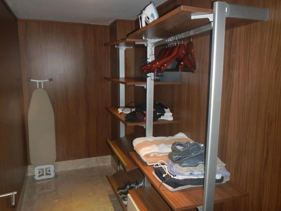 Apartamento La Amada Residences. *