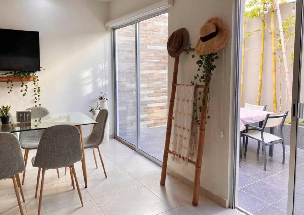 Altus Homes By Andiani Travel Holiday home