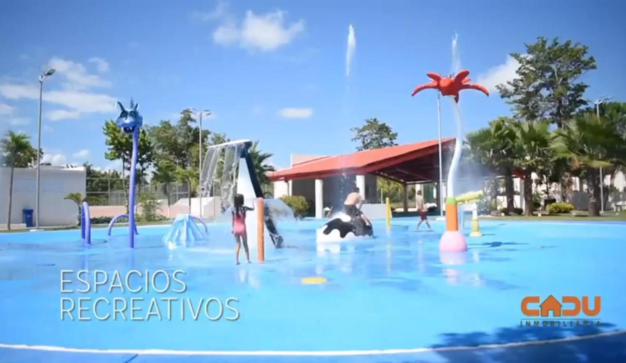 Smart House With Pool & Aquapark