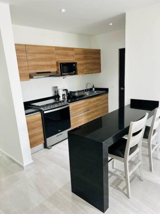 Apartamento Centric In Gated Community