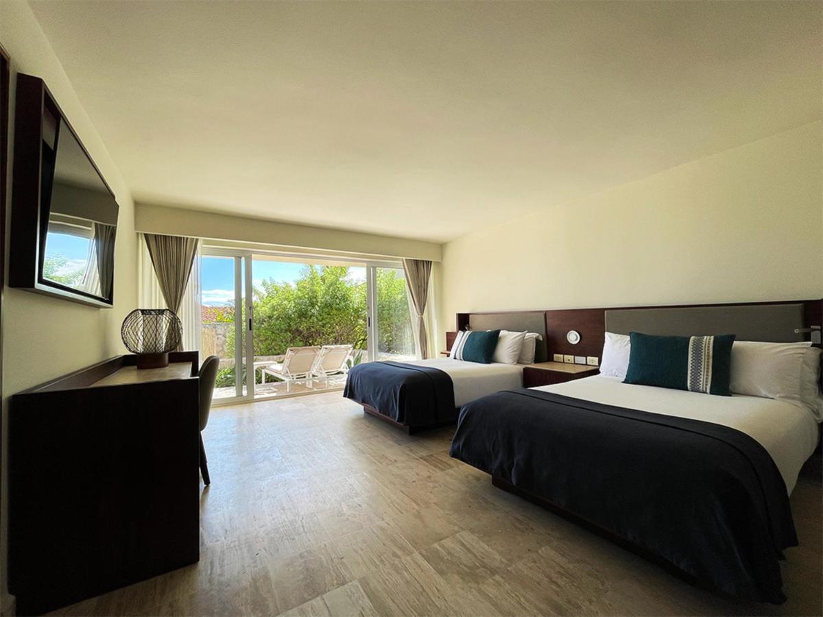 Grand Park Royal 5*