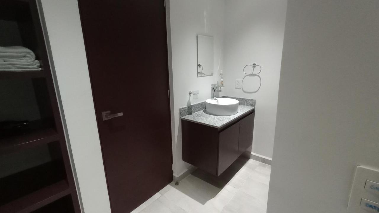 Apartamento Excellent 2 Bedroom With Pool!