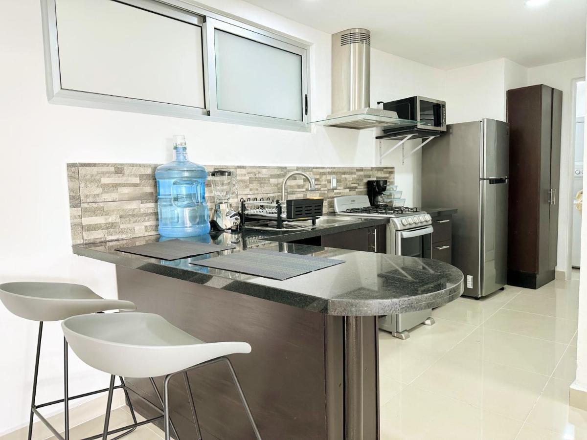Perfect Location At Malecon Americas Apartamento Cancún